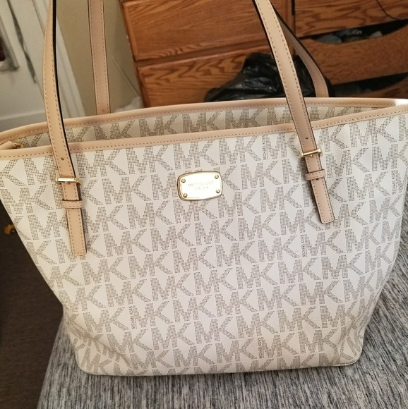 Michael Kors Handbags - Michael Kors Diaper Bag